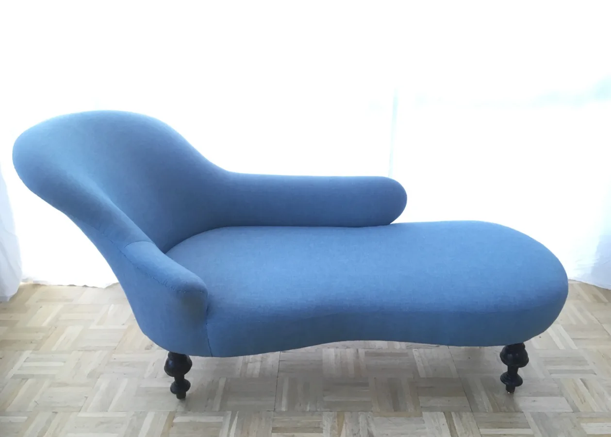 Chaise longue