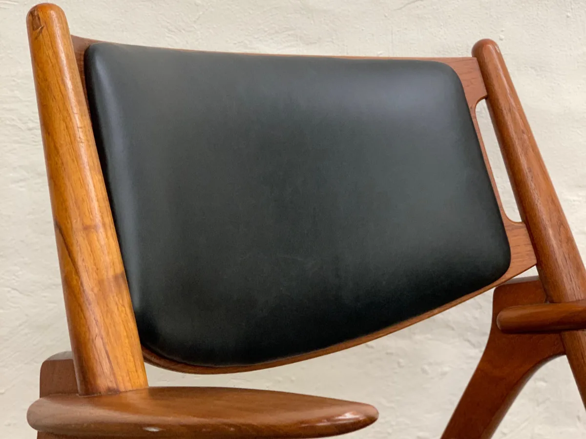 Carl Hansen CH28